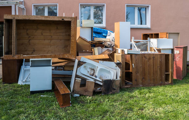 Best Yard Waste Removal  in Logan, UT